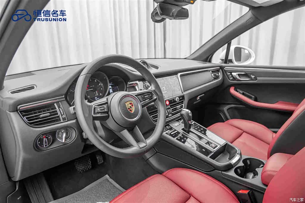 Porsche Macan, 2023 12