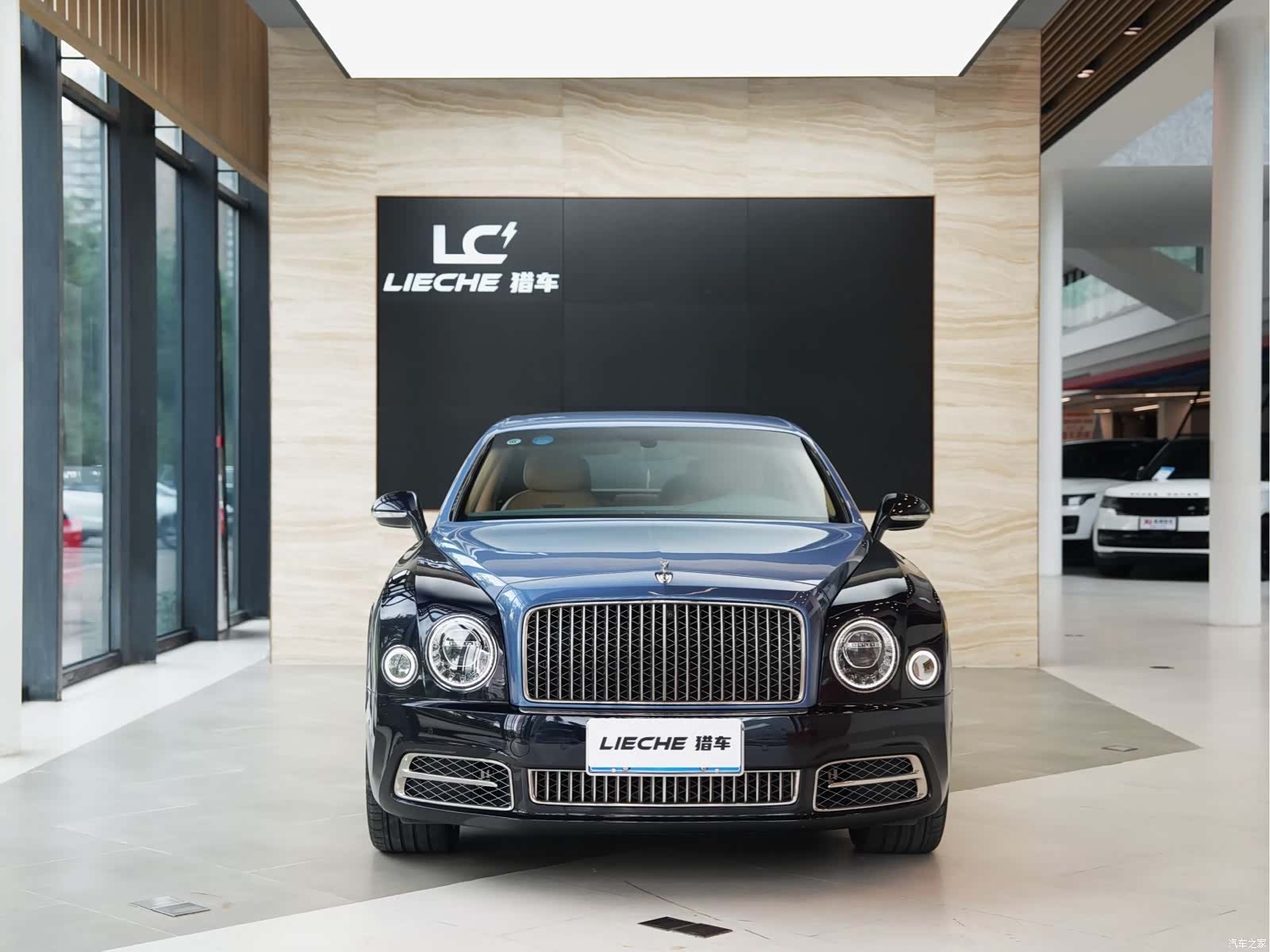 Bentley Mulsanne, 2017 2
