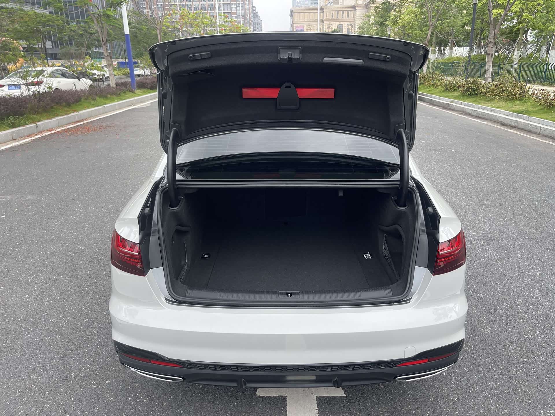 Audi A4L, 2023 21