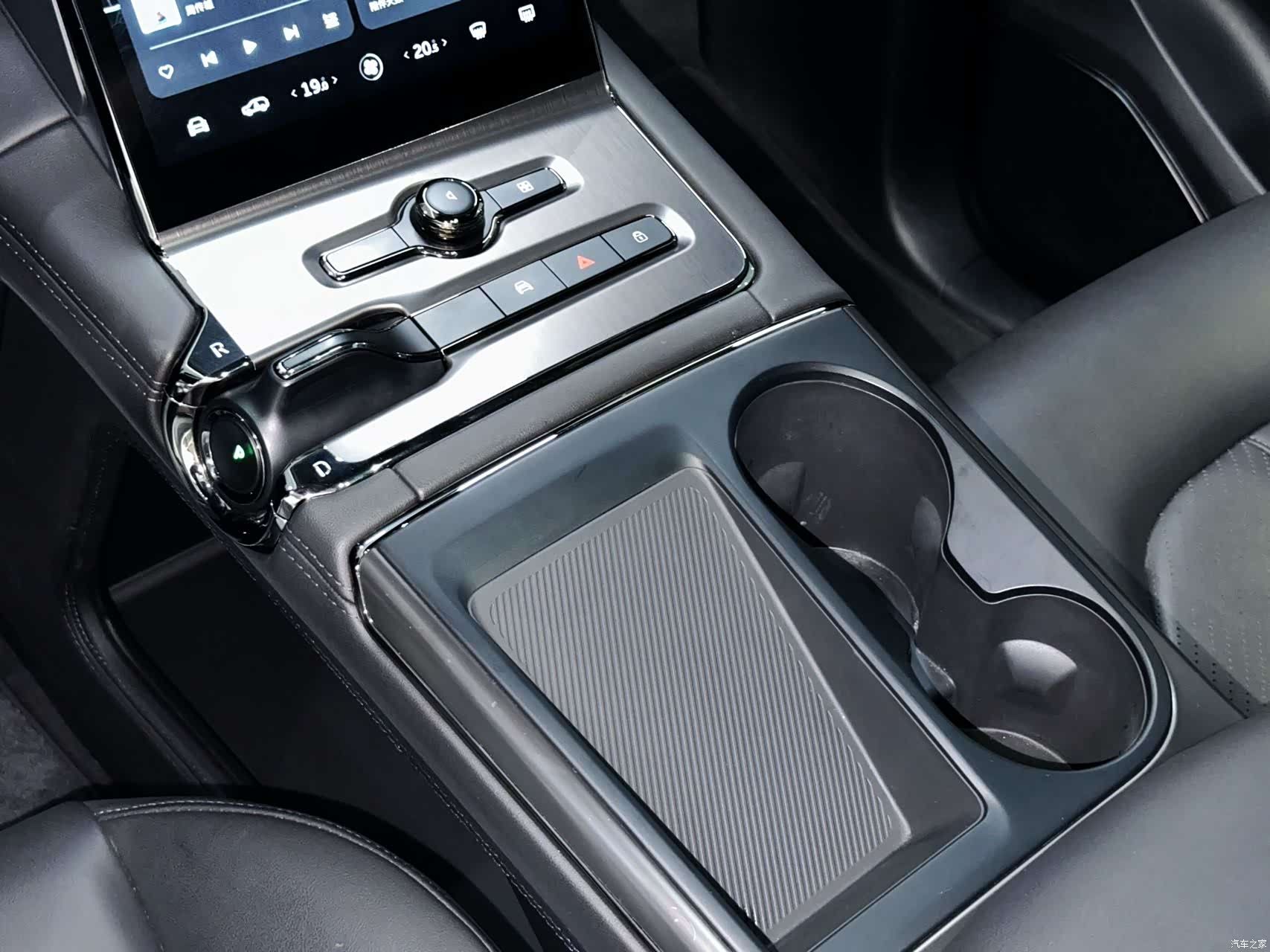NIO ES6, 2022 11