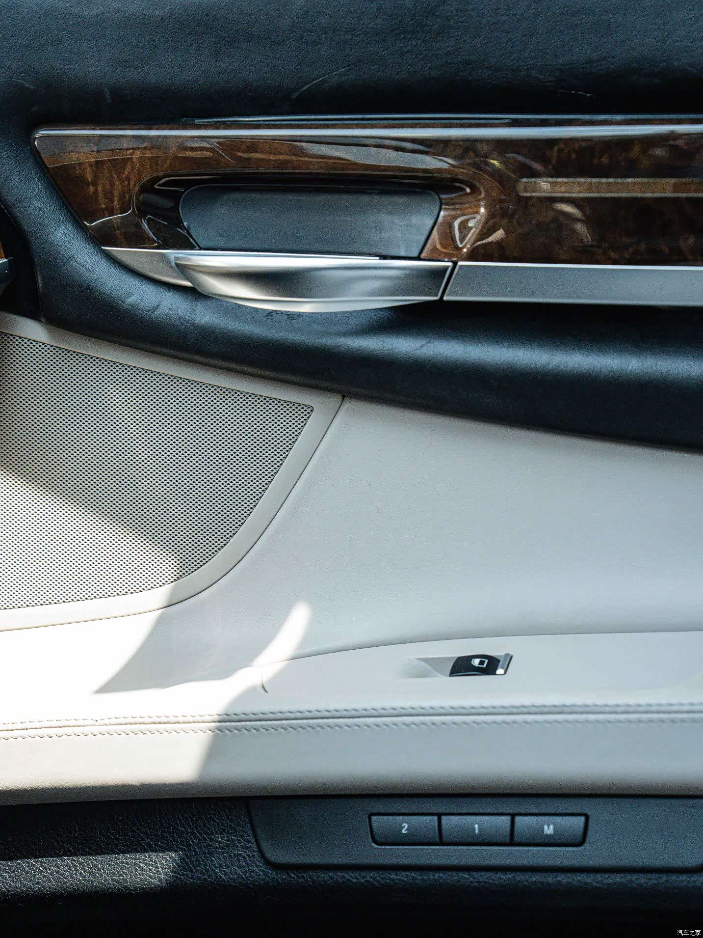 BMW 7 Series, 2012 20
