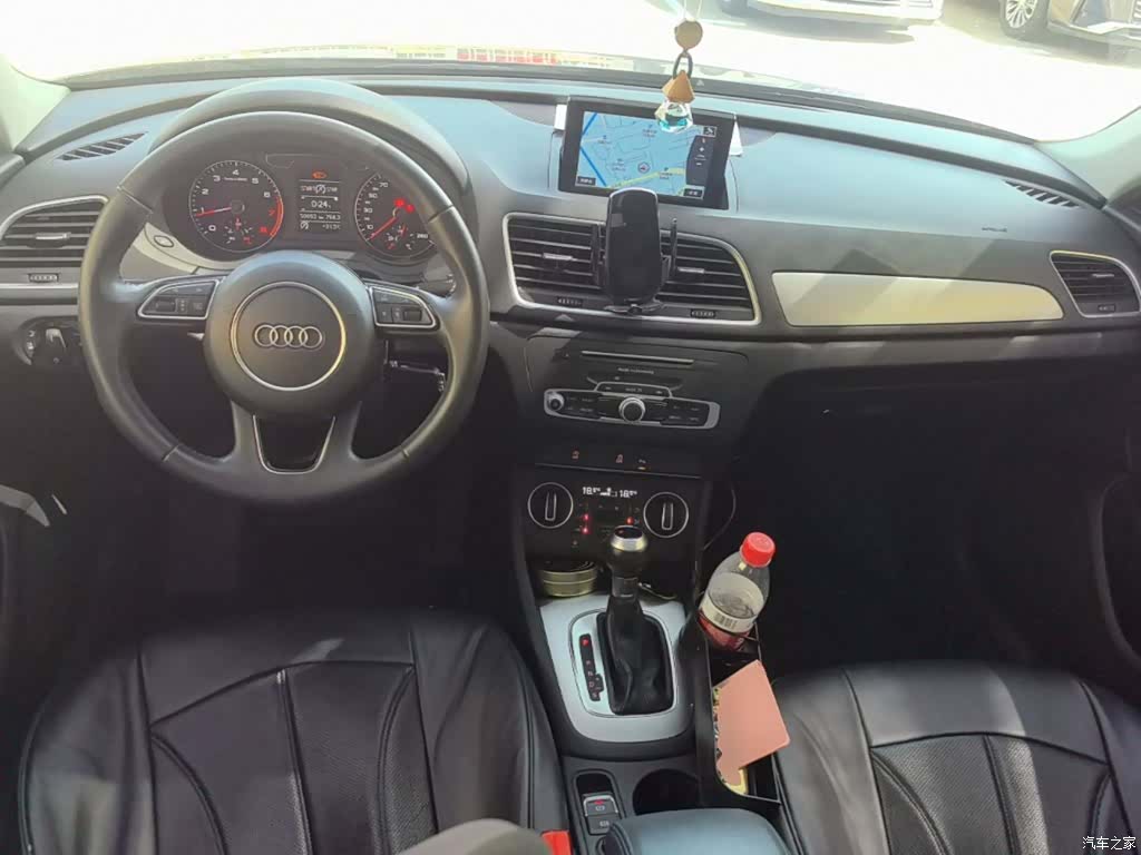Audi Q3, 2018 10