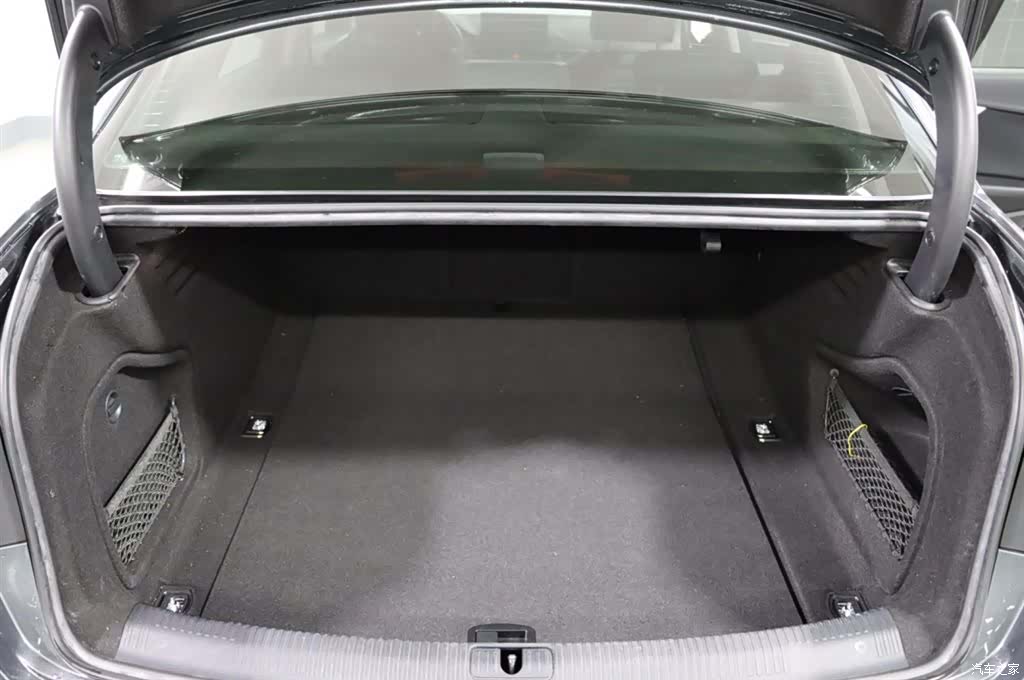 Audi A4L, 2020 20