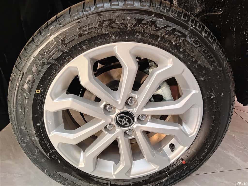 Toyota Frontlander, 2026 7