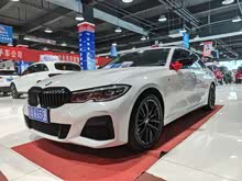 ����3ϵ 2020�� 325Li M�˶���ҹ��װ