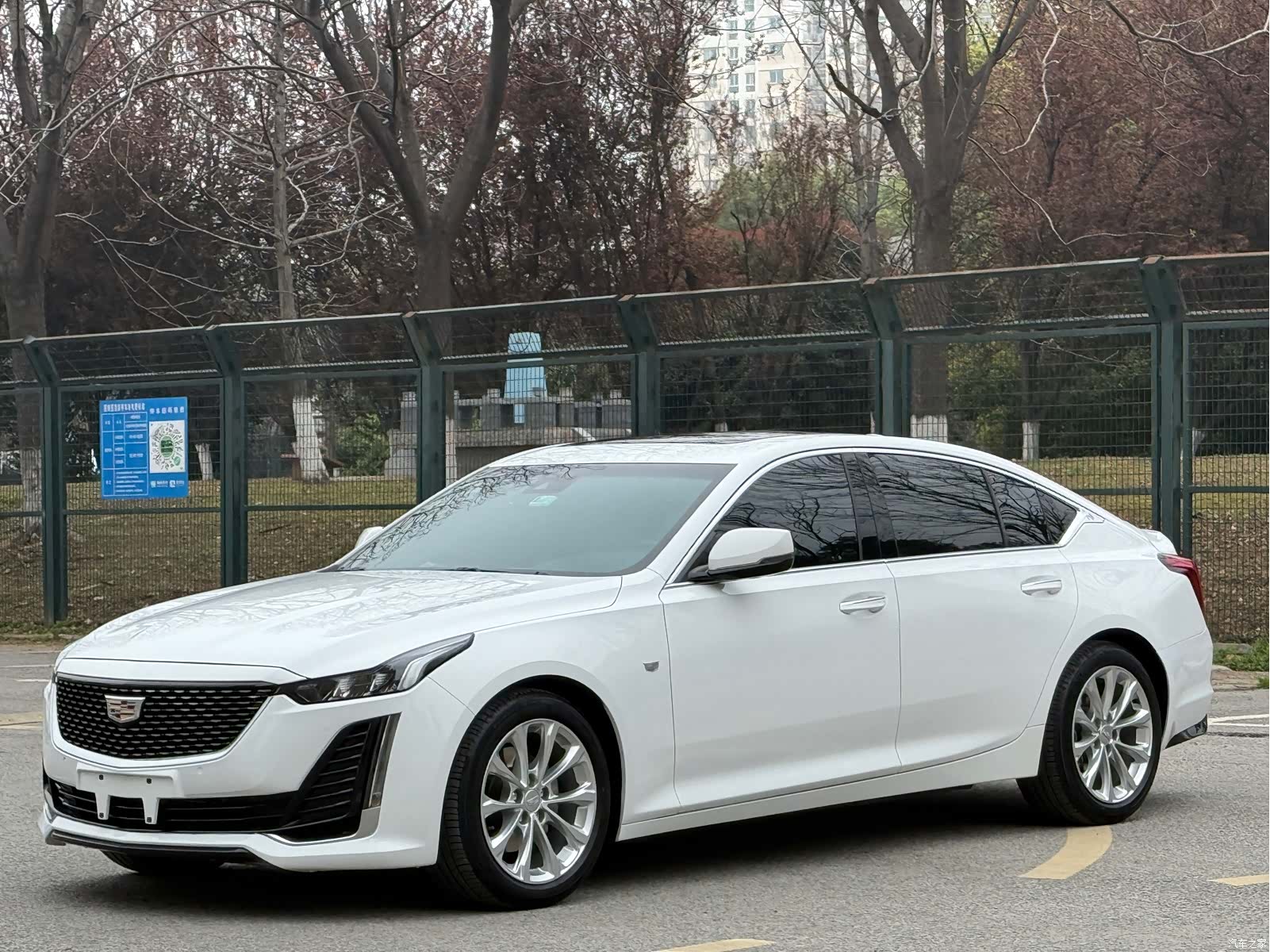 Cadillac CT5, 2022 1