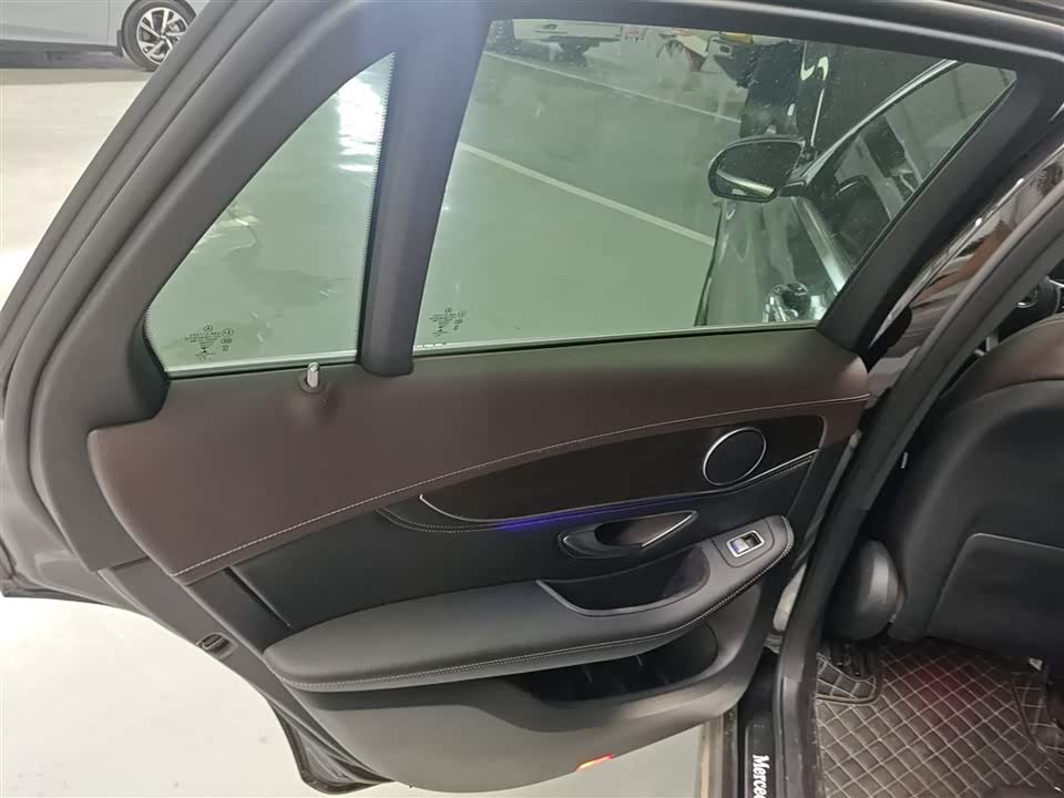 Mercedes-Benz GLC Mercedes-Benz GLC