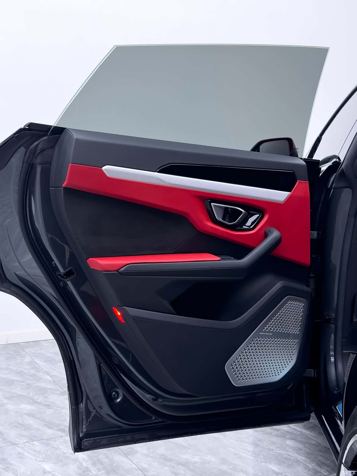 Lamborghini Urus, 2019 28