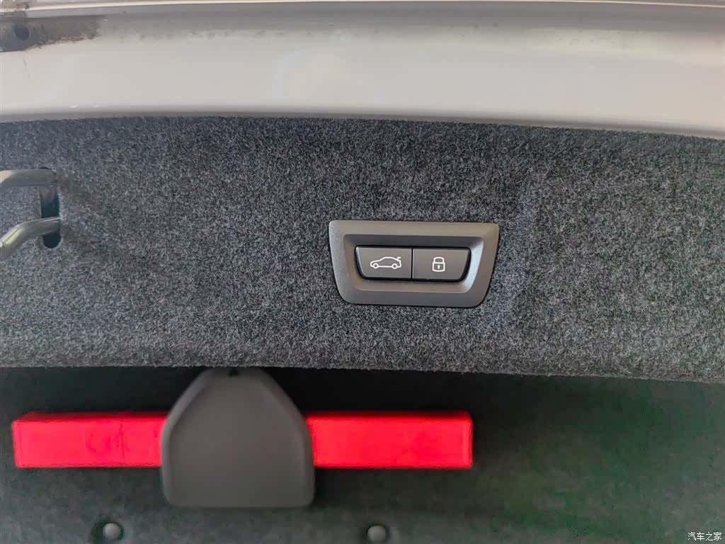 BMW 3 Series, 2024 16
