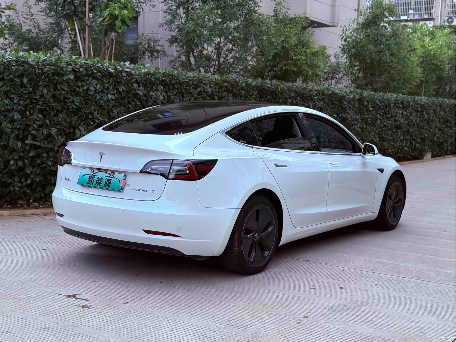 Tesla Model 3, 2020 10