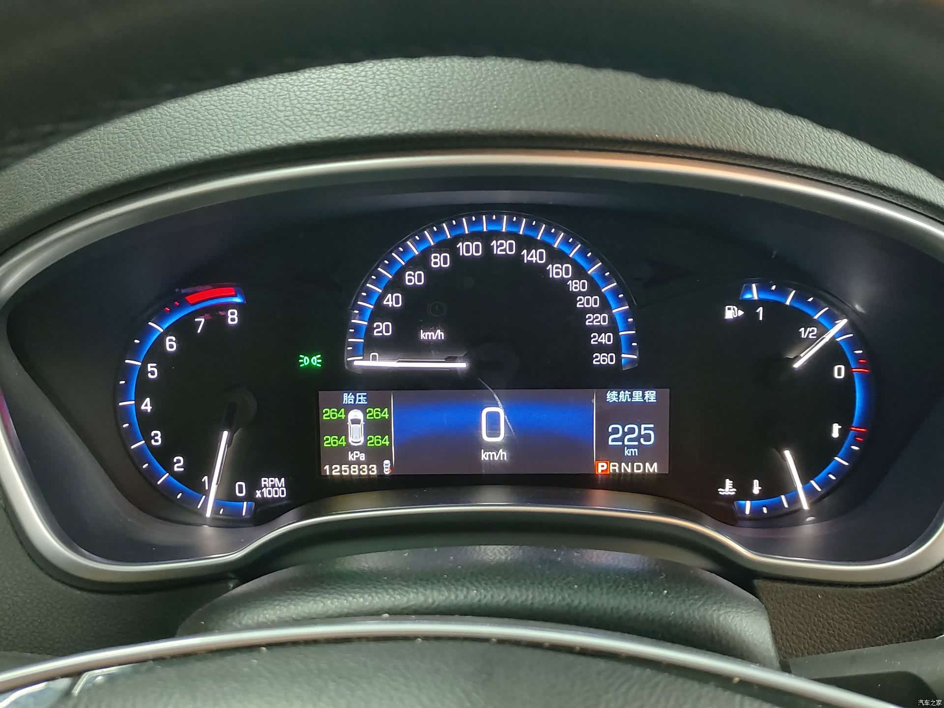 Cadillac SRX, 2015 12