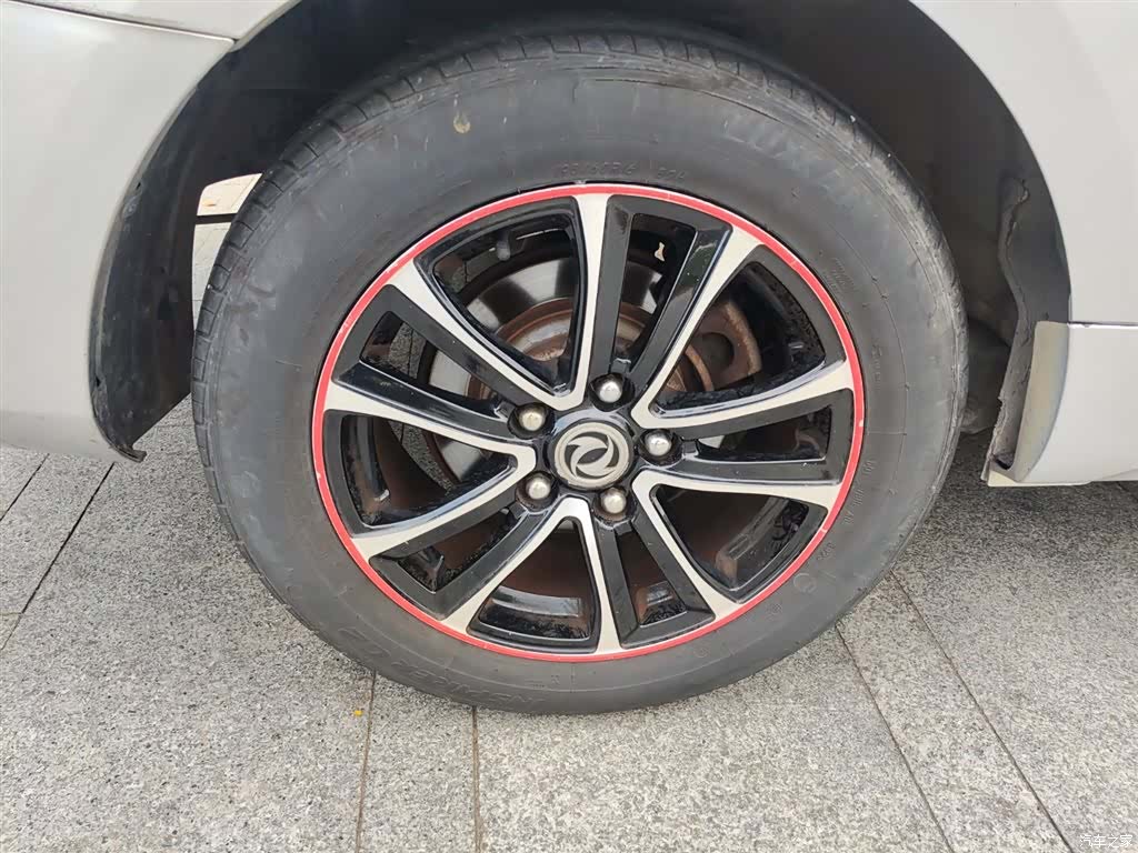DongFeng S500, 2015 16