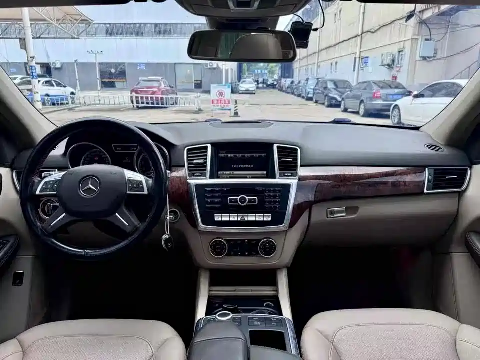 Mercedes-Benz M class Mercedes-Benz M class