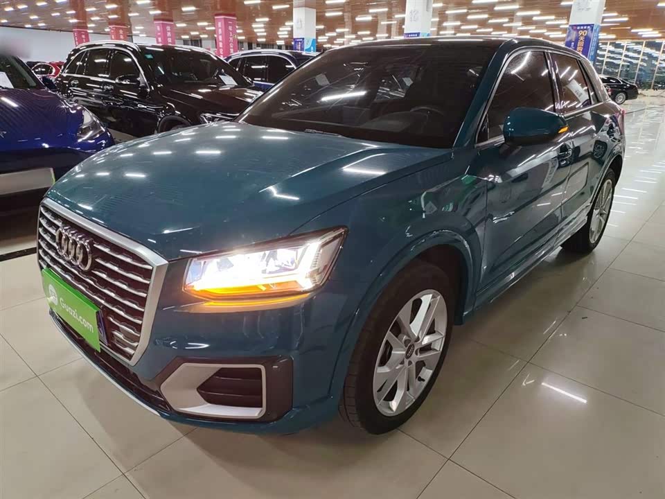 Audi Q2L