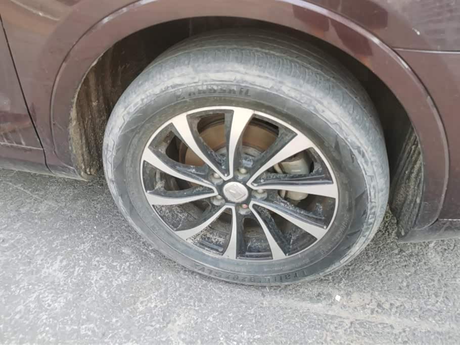 Zotye SR7