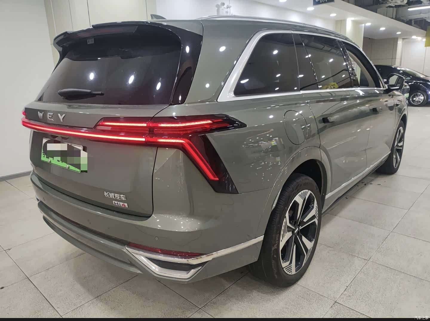 WEY Ultra, 2025 3