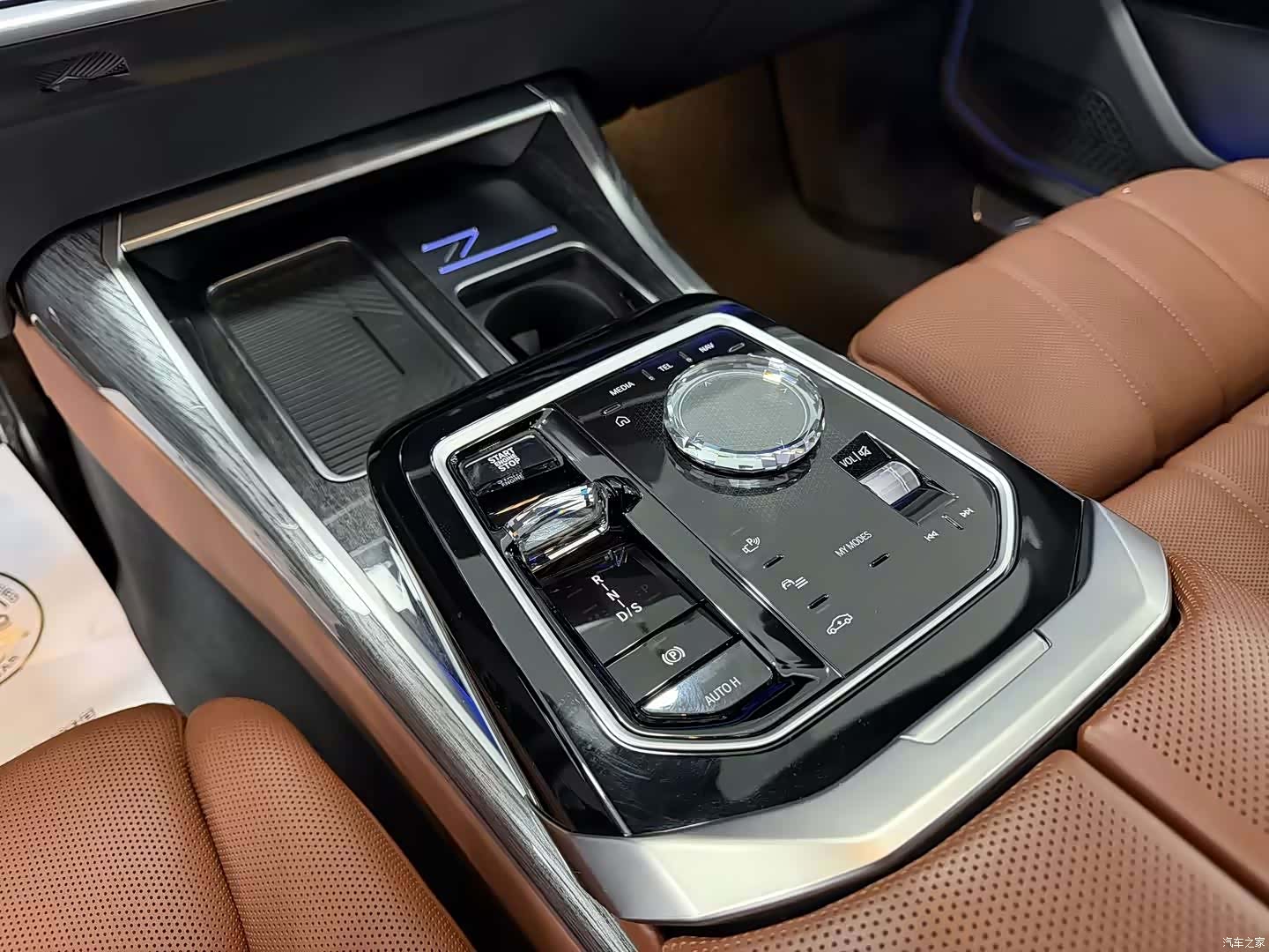 BMW 7 Series, 2024 14