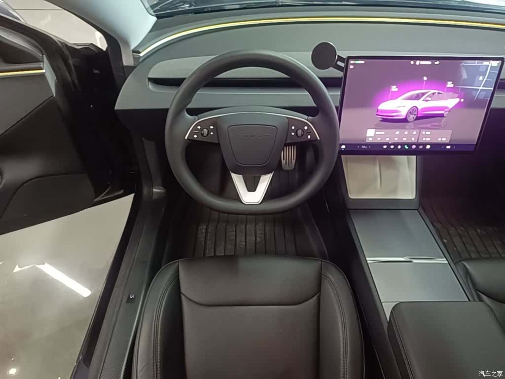 Tesla Model 3, 2024 11