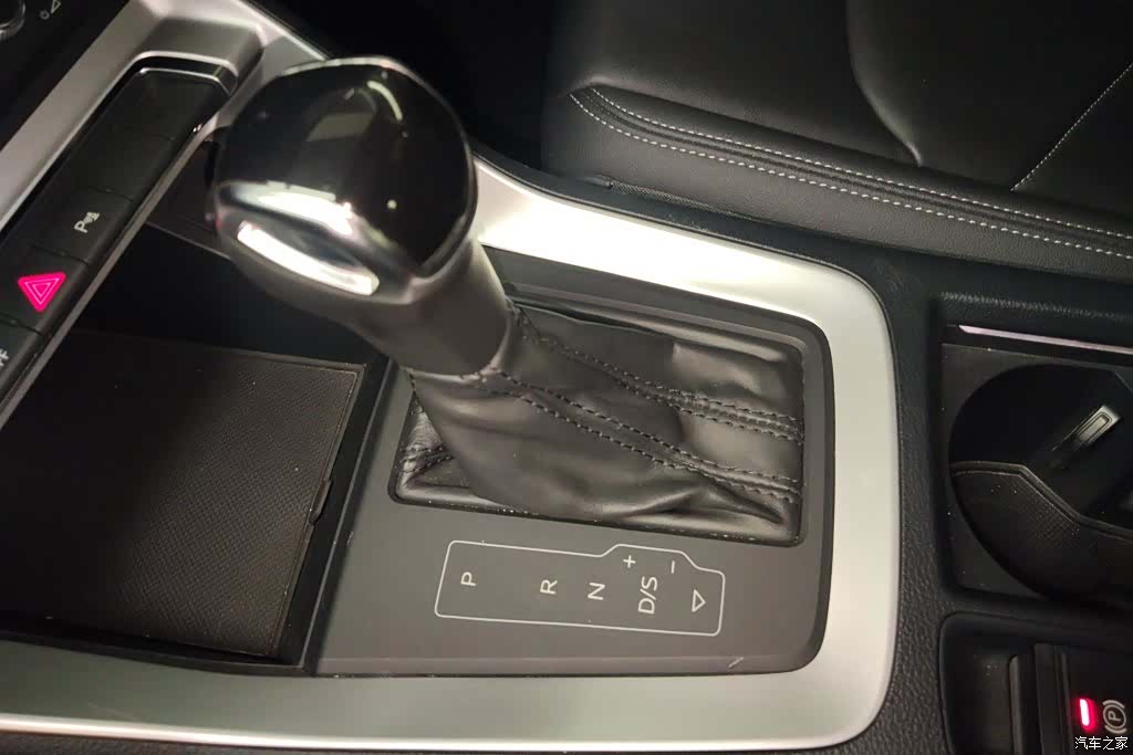 Audi Q3, 2020 16