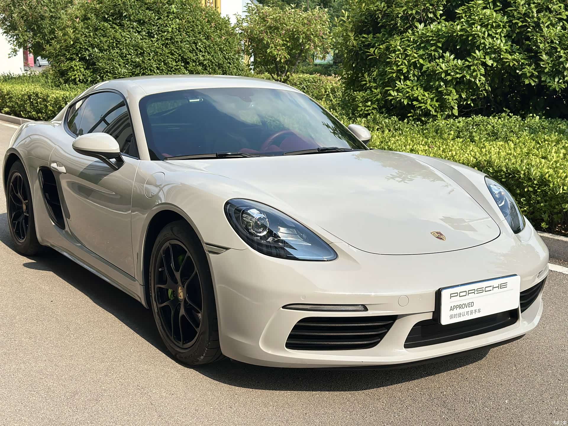 Porsche Cayman, 2019 3
