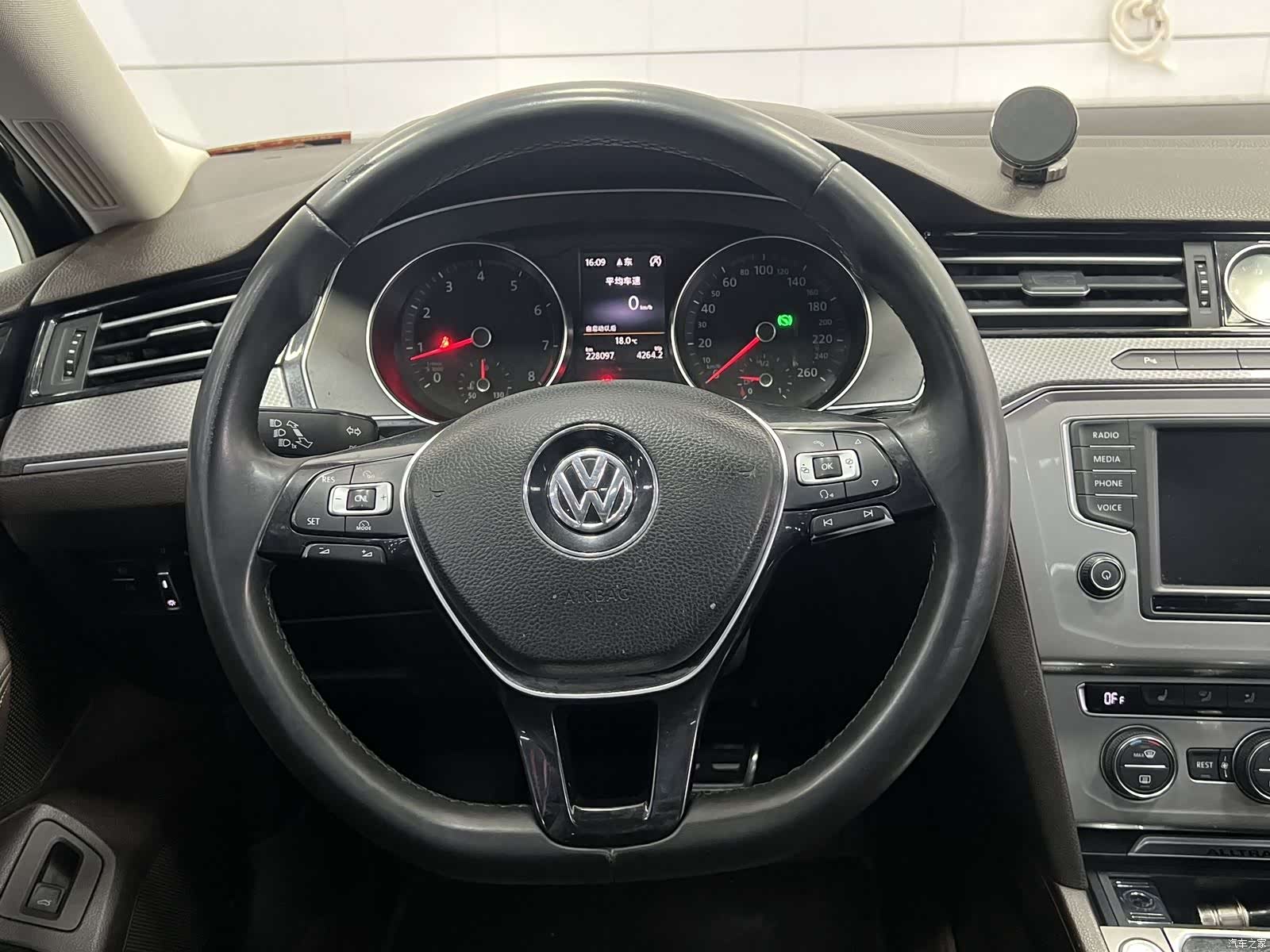 Volkswagen Variant, 2017 10