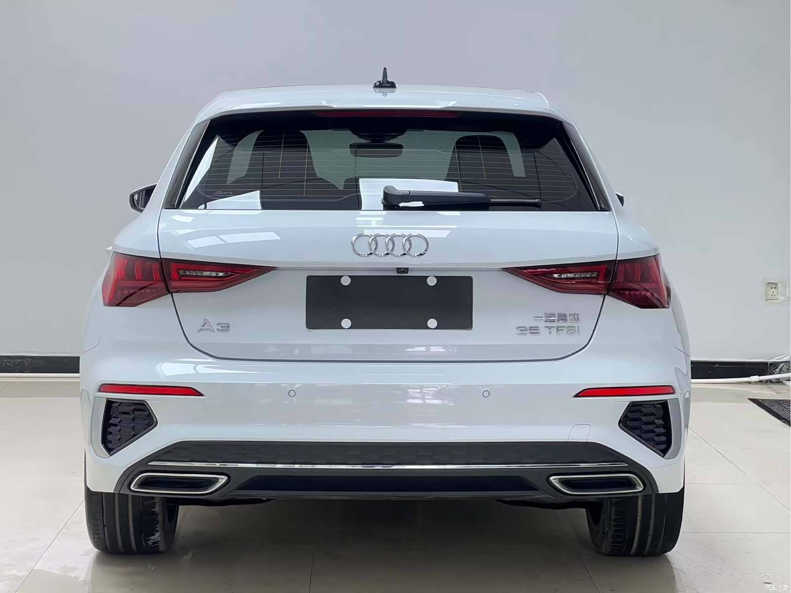 Audi A3, 2023 все фото