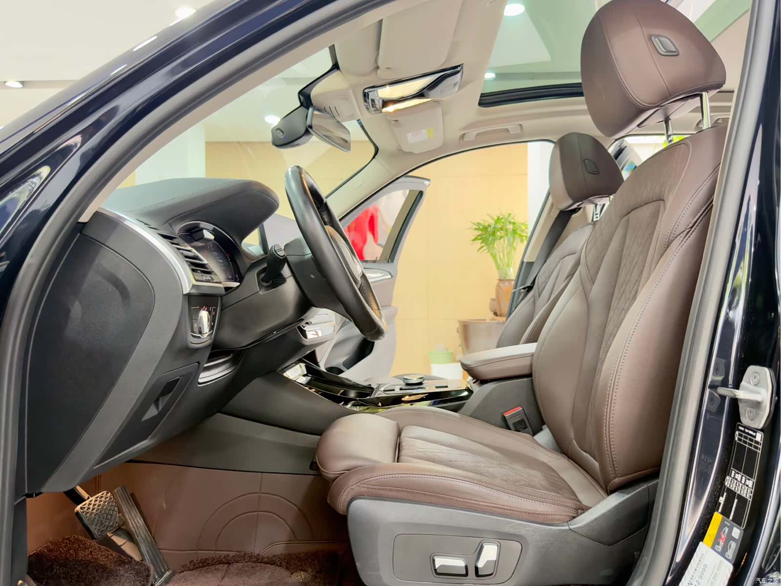 BMW iX3, 2023 10