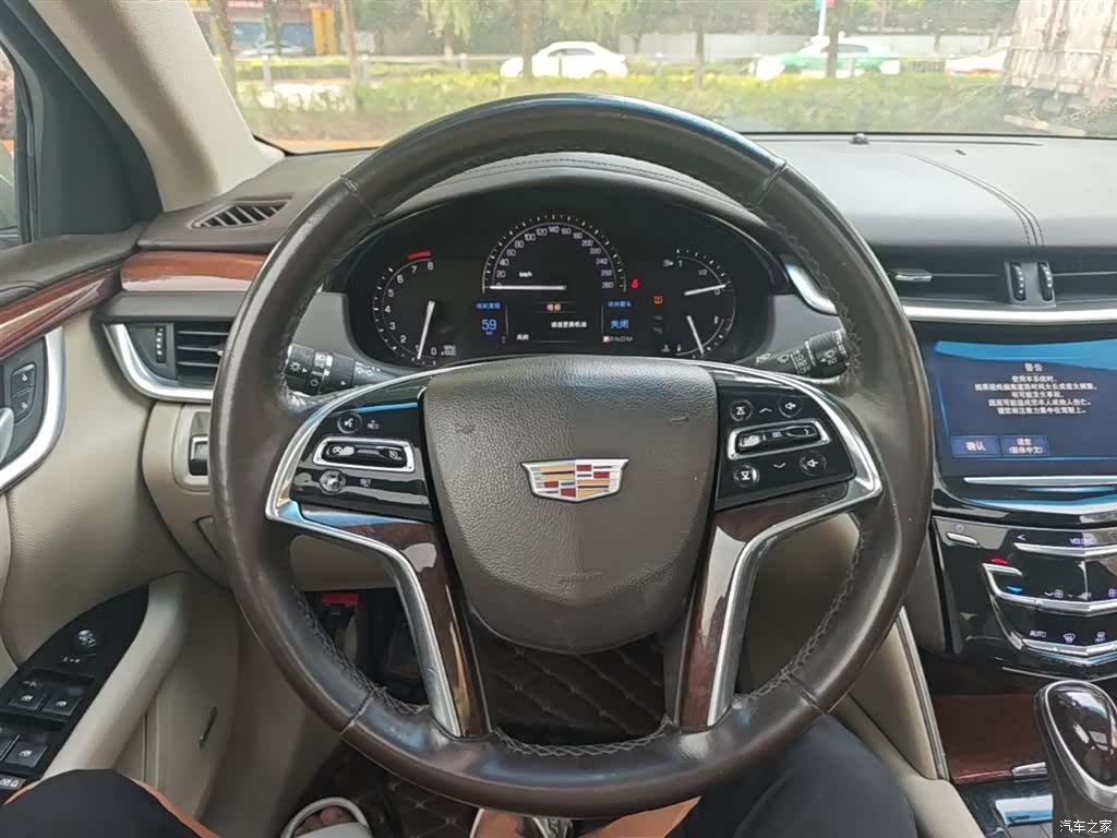 Cadillac XTS, 2017 11