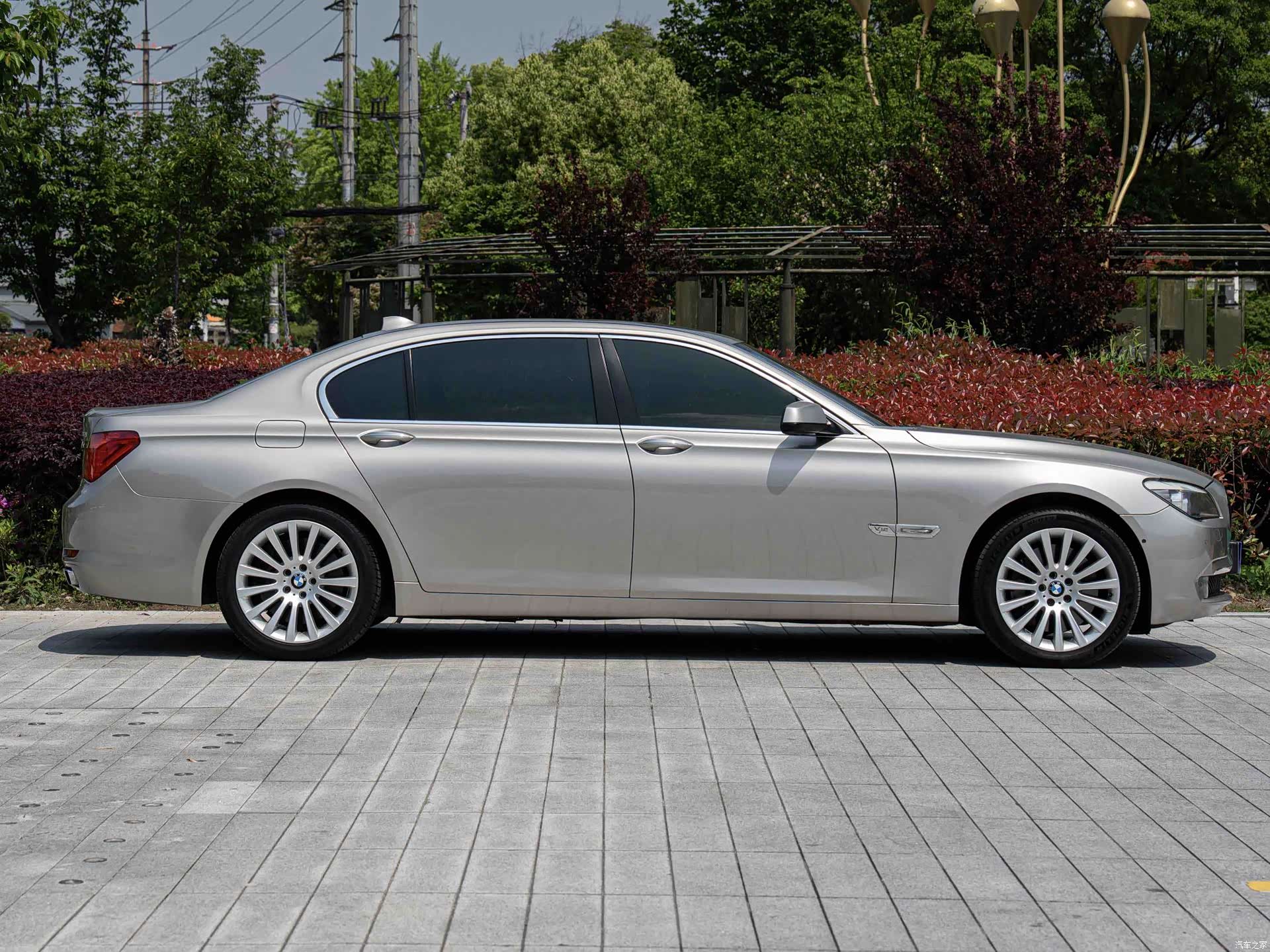 BMW 7 Series, 2012 7