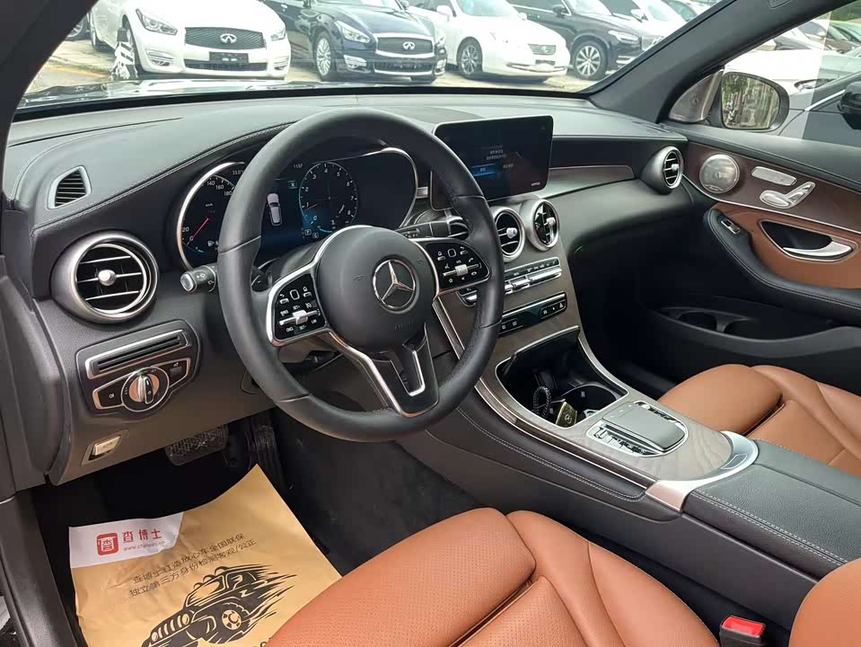 Mercedes-Benz GLC Mercedes-Benz GLC