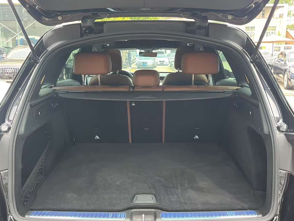 Mercedes-Benz GLC Mercedes-Benz GLC