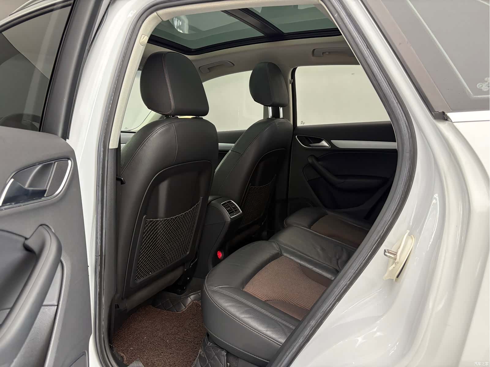 Audi Q3, 2018 10