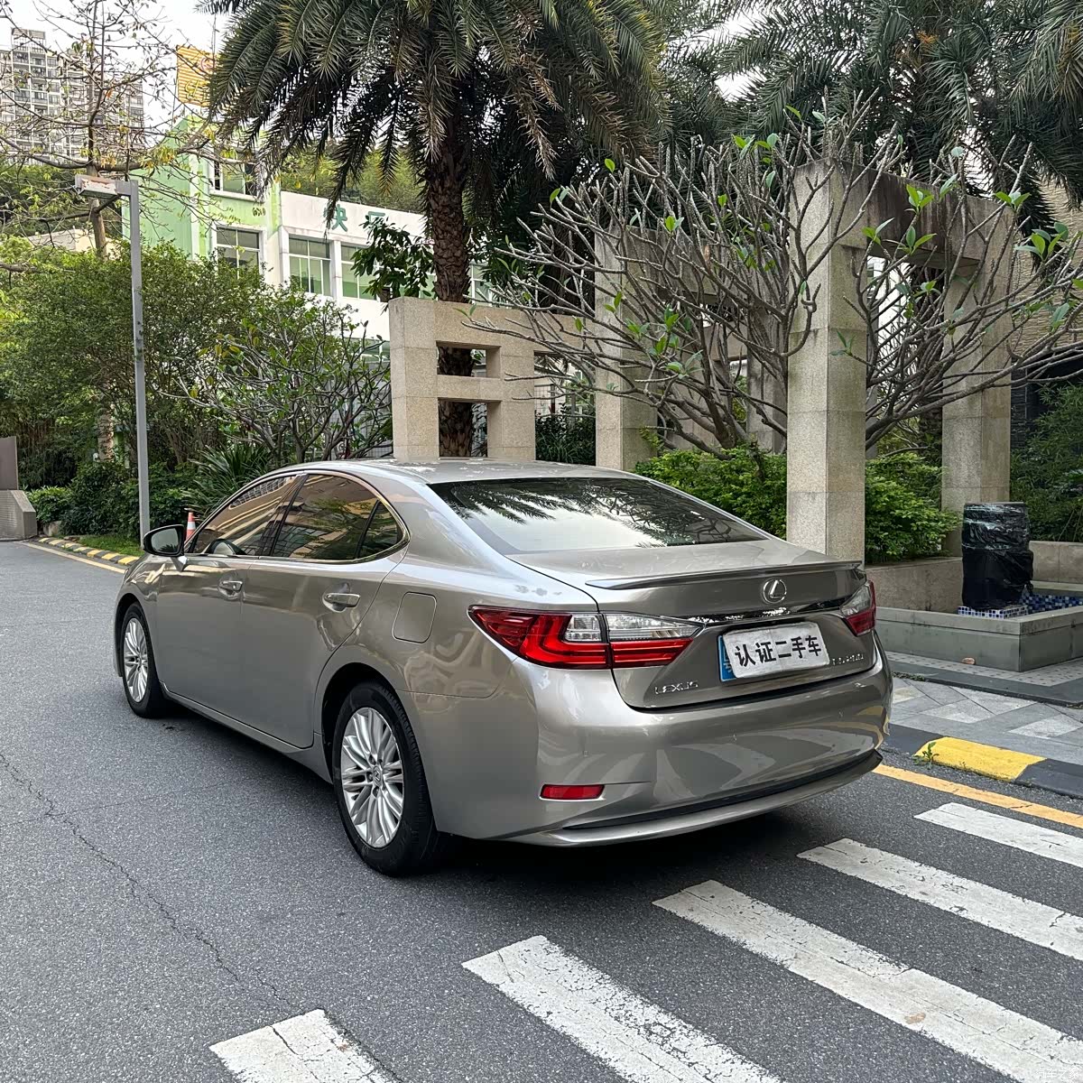 Lexus ES, 2016 все фото