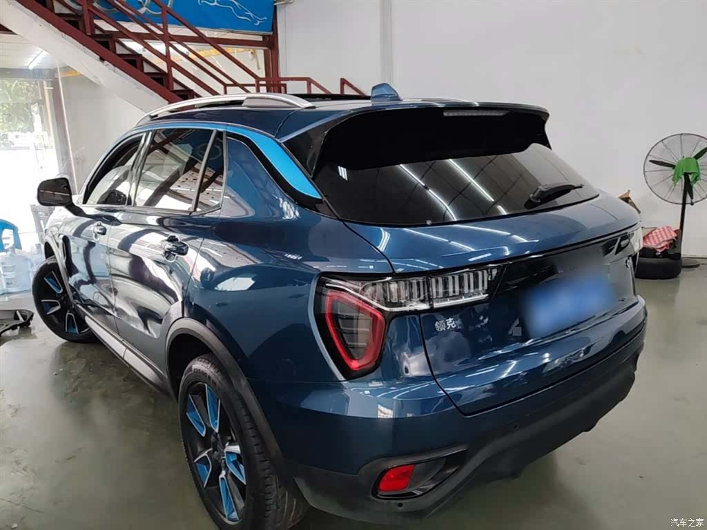 Lynk & Co 01, 2018 все фото