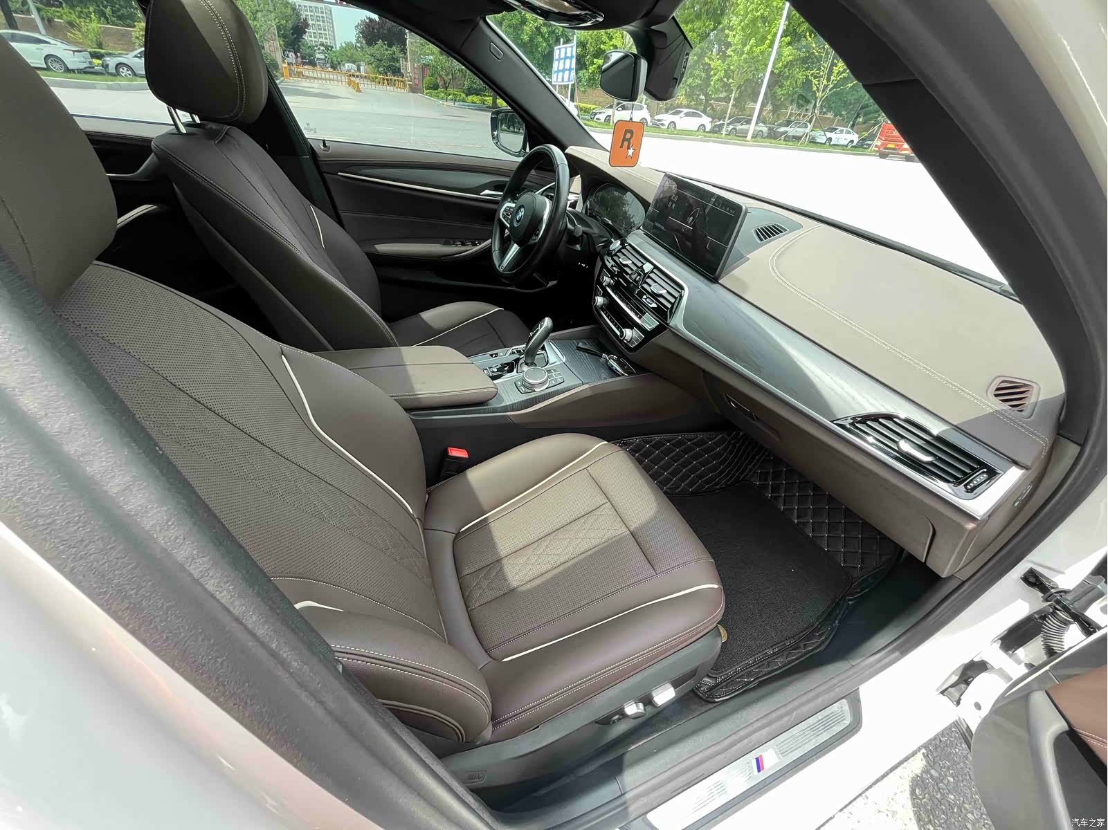 BMW 5 Series, 2022 13