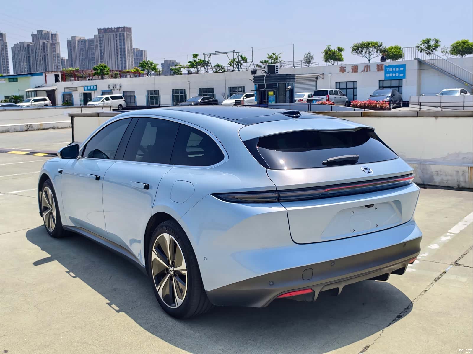 NIO ET5, 2024 6