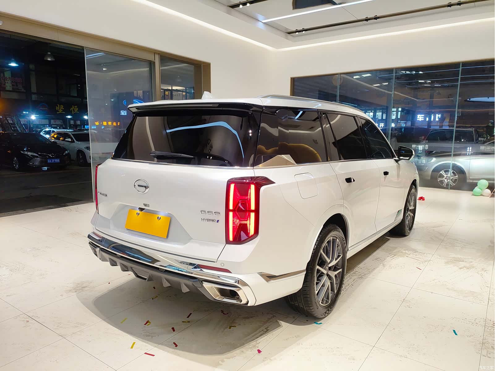 Trumpchi GS8, 2022 все фото