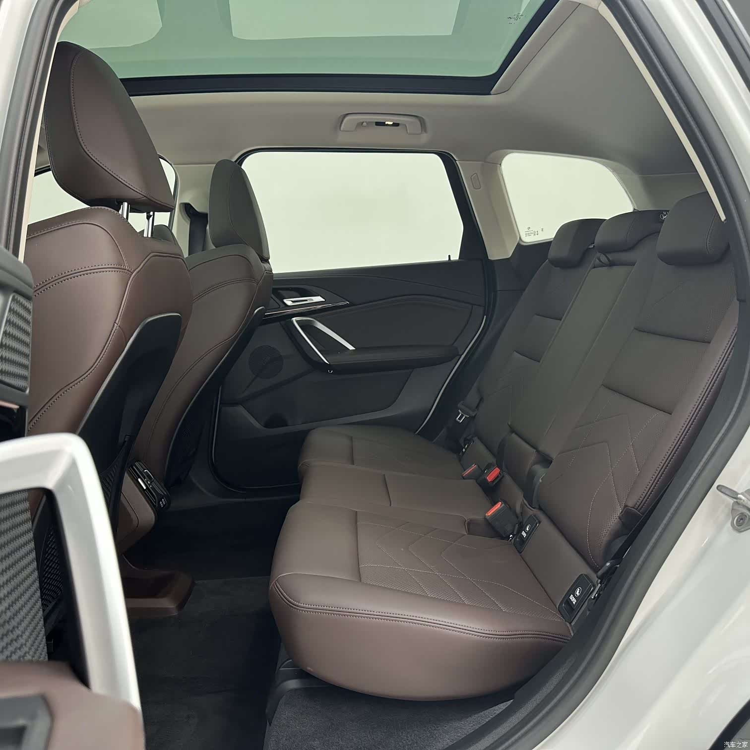 BMW X1, 2023 8