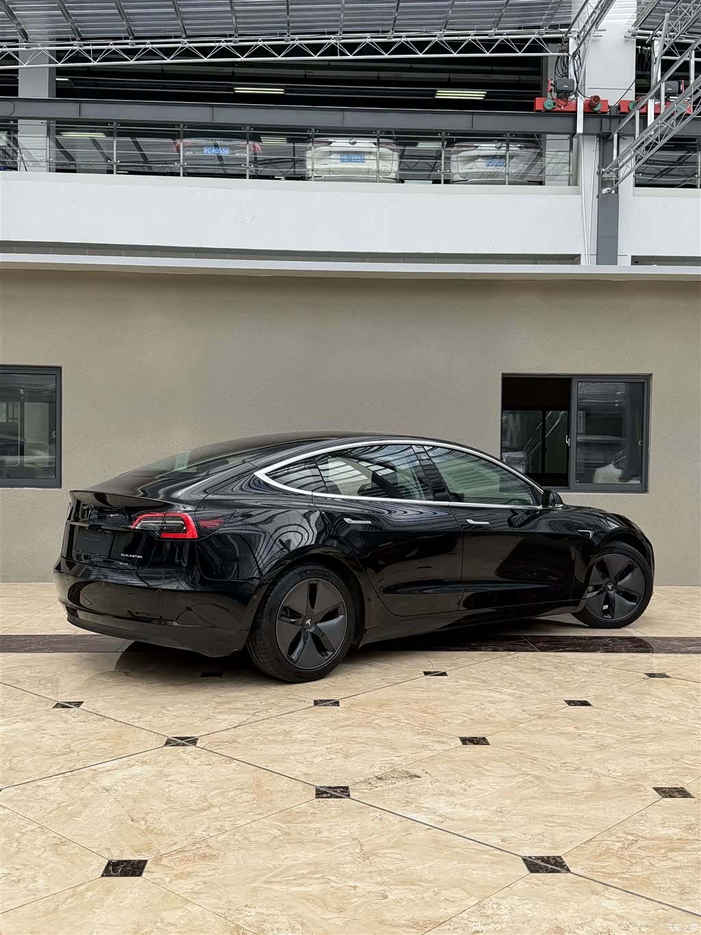 Tesla Model 3, 2019 13