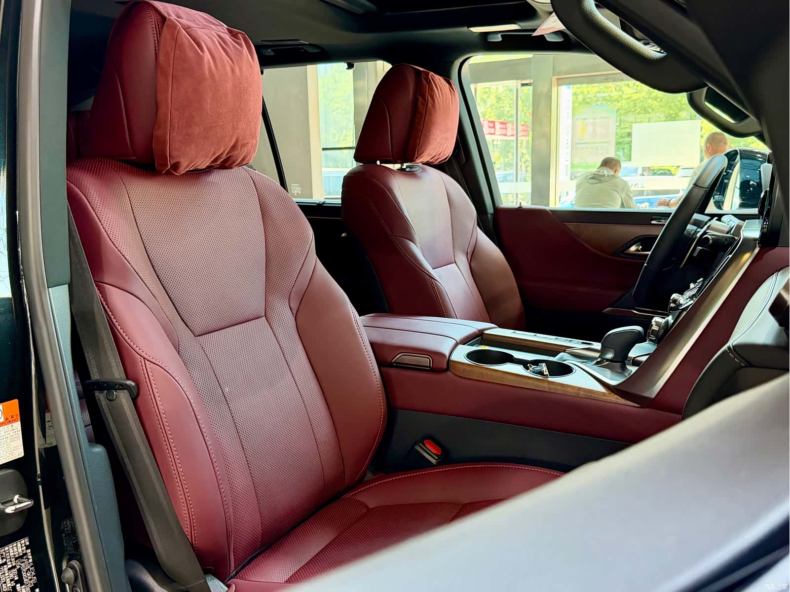 Lexus LX, 2026 24