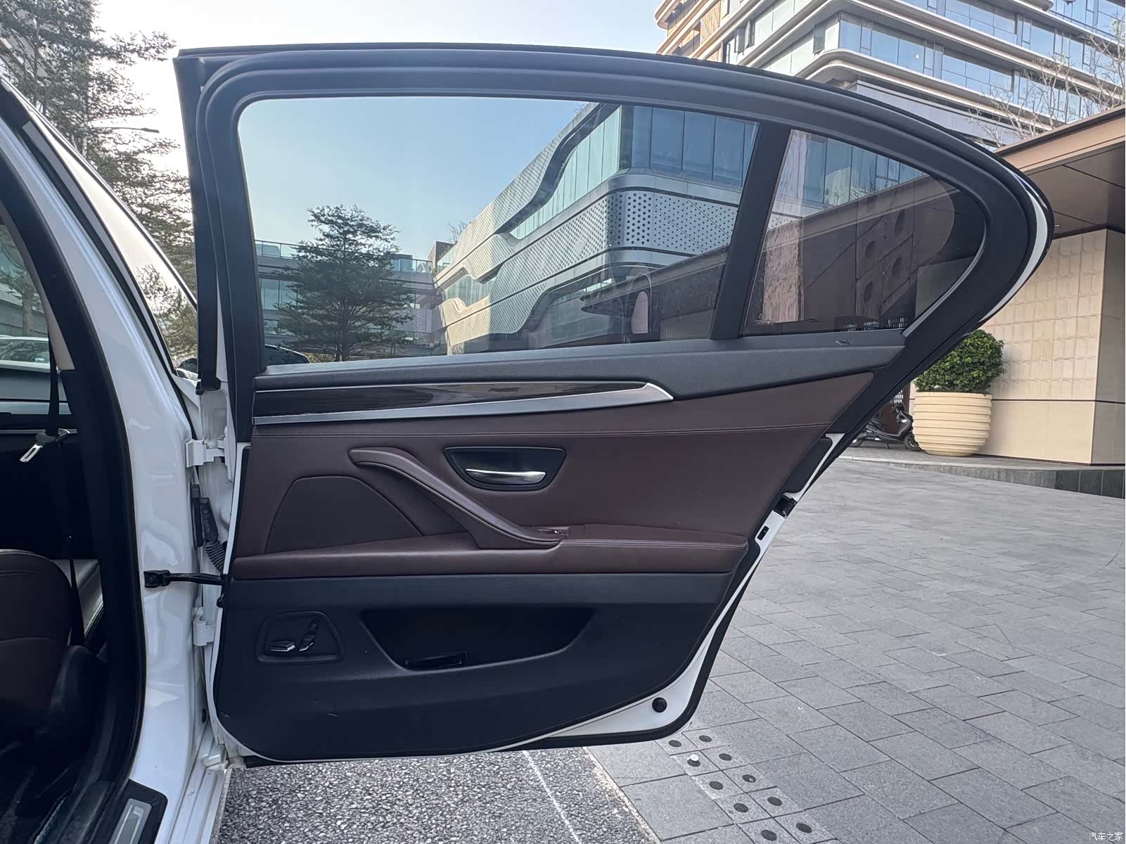 BMW 5 Series, 2015 25