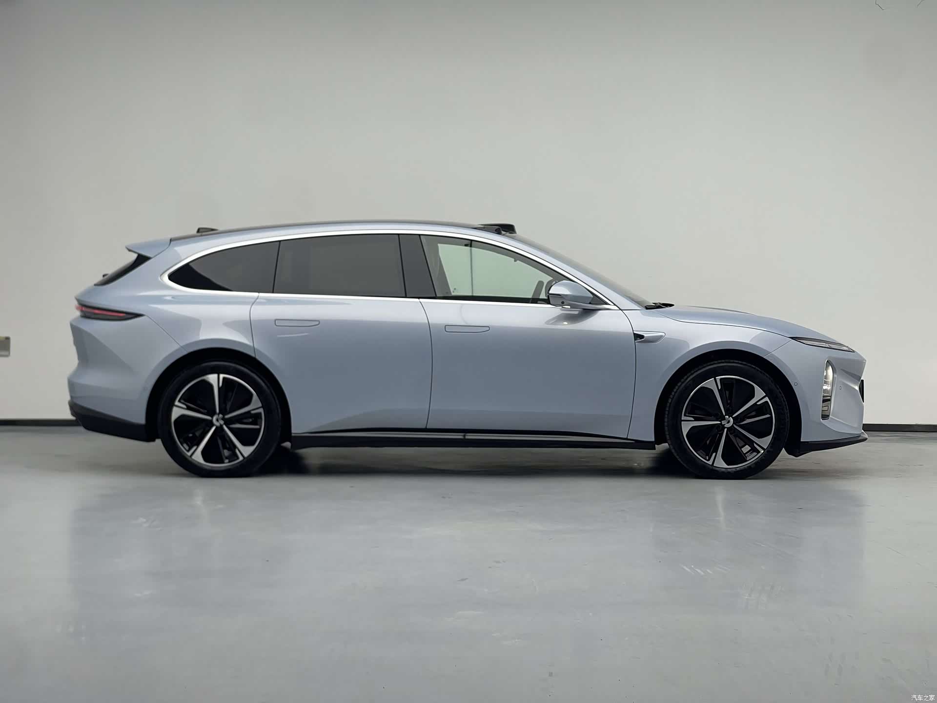 NIO ET5, 2025 11
