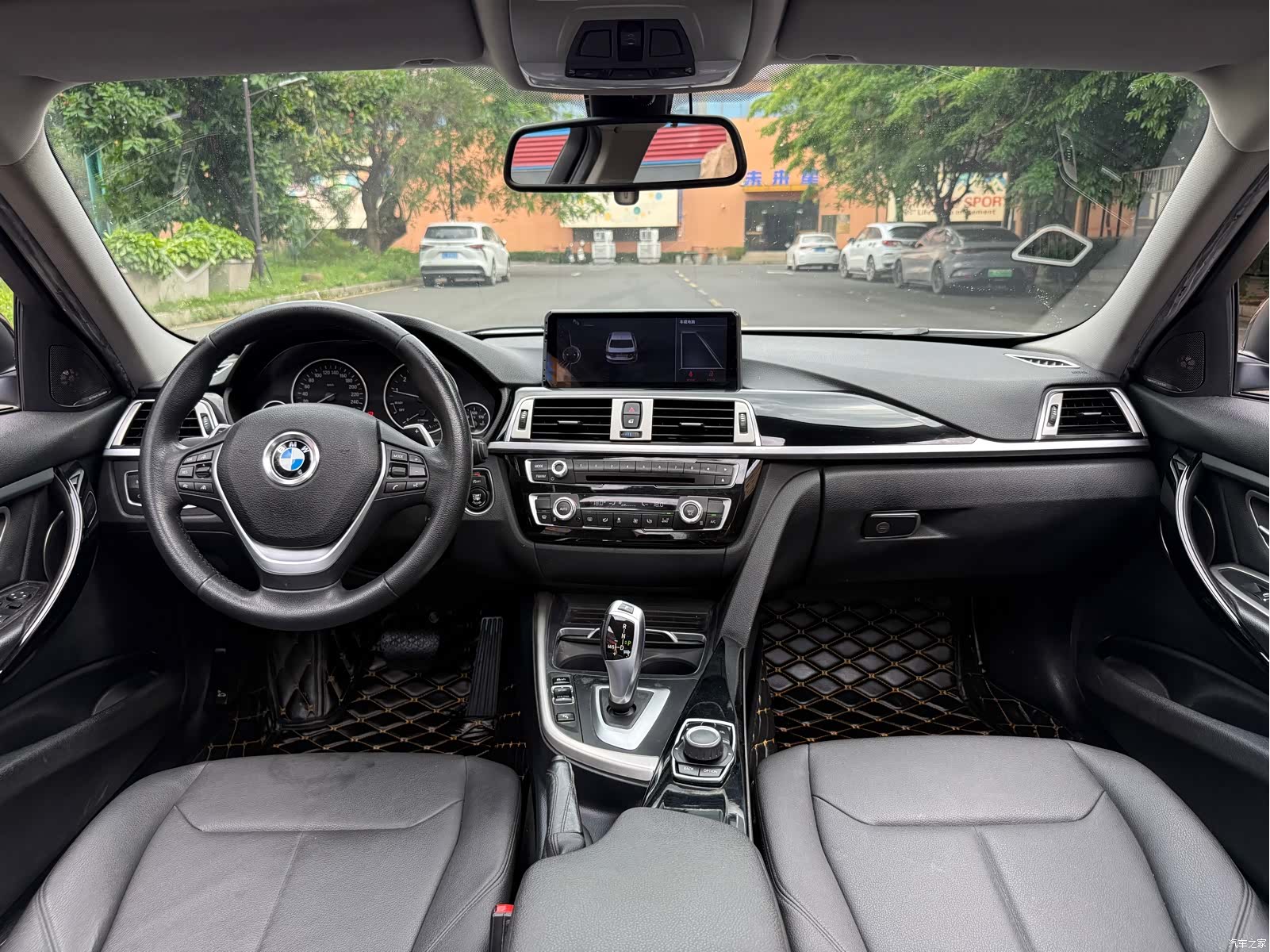 BMW 3 Series, 2016 11