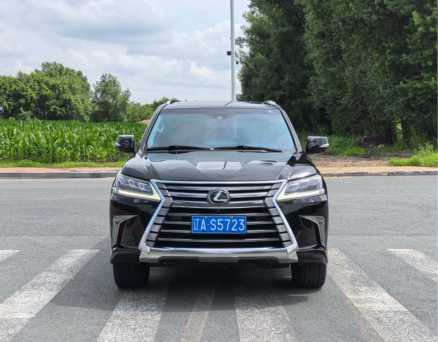 Lexus LX, 2016 2