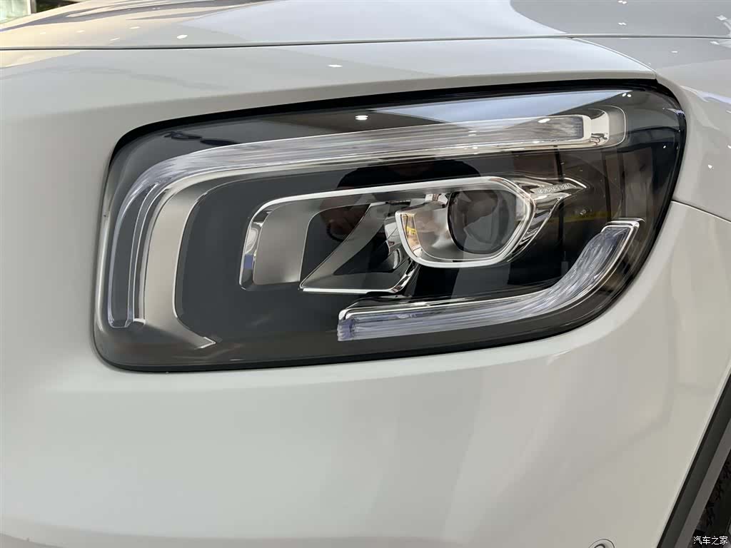 Mercedes-Benz GLB, 2021 6