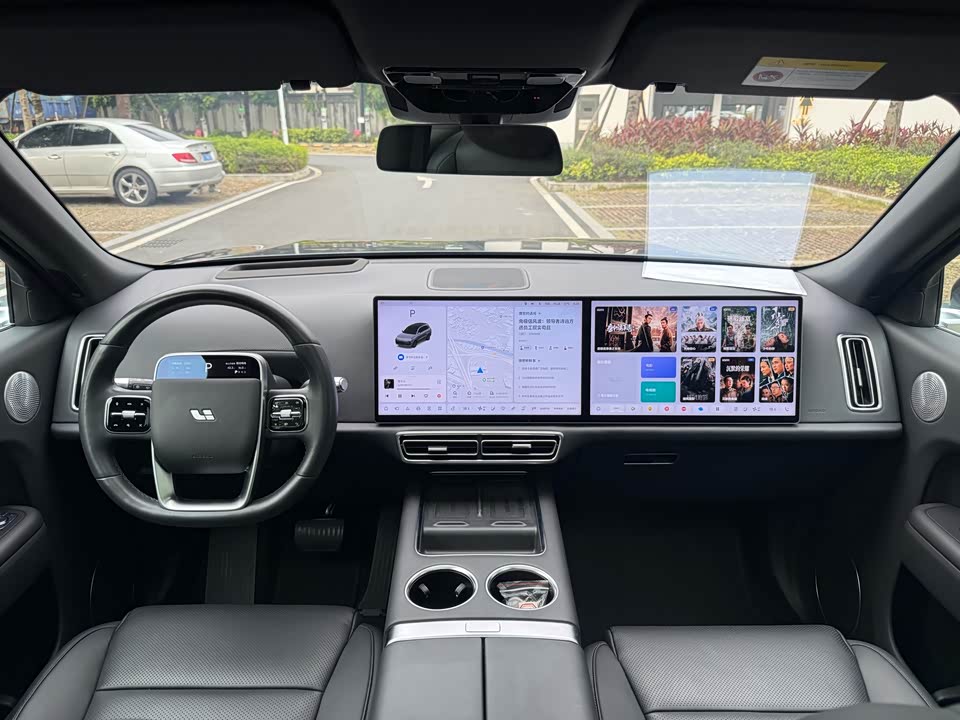 Li Auto Ideal L8