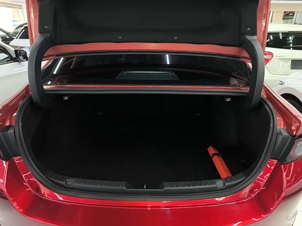 Mazda Mazda3, 2023 19
