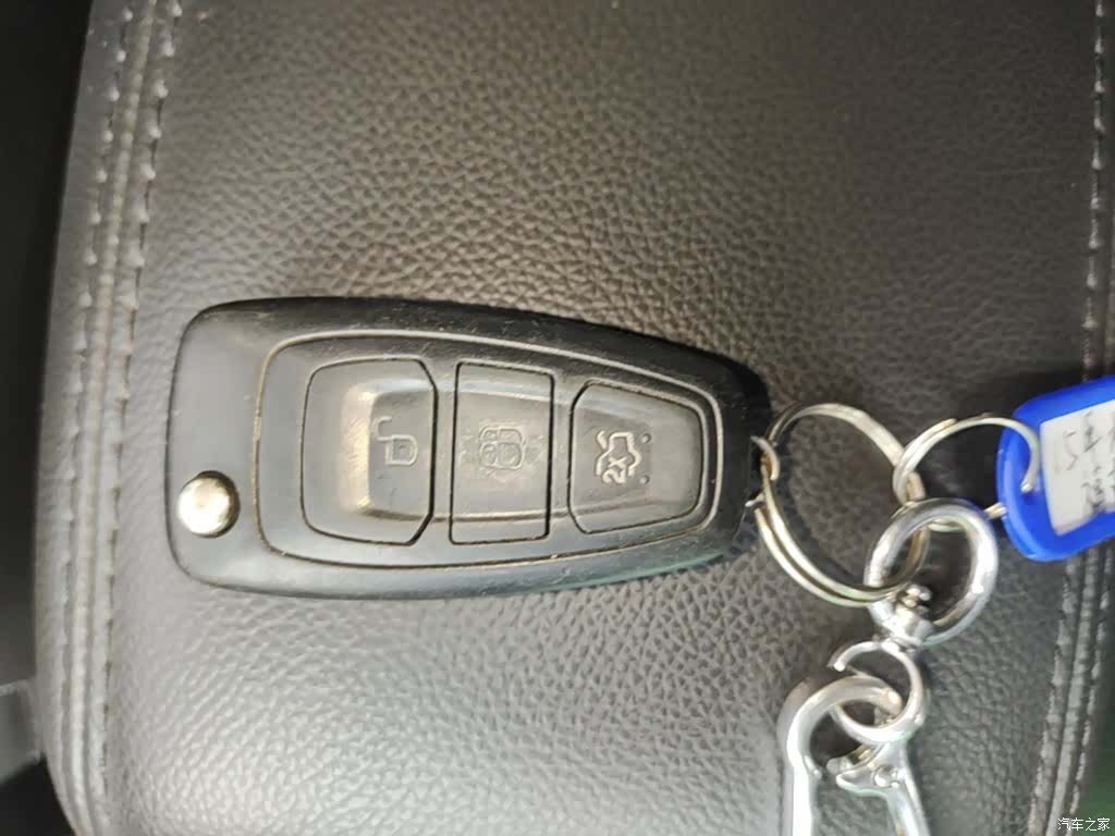 Ford Focus, 2015 9