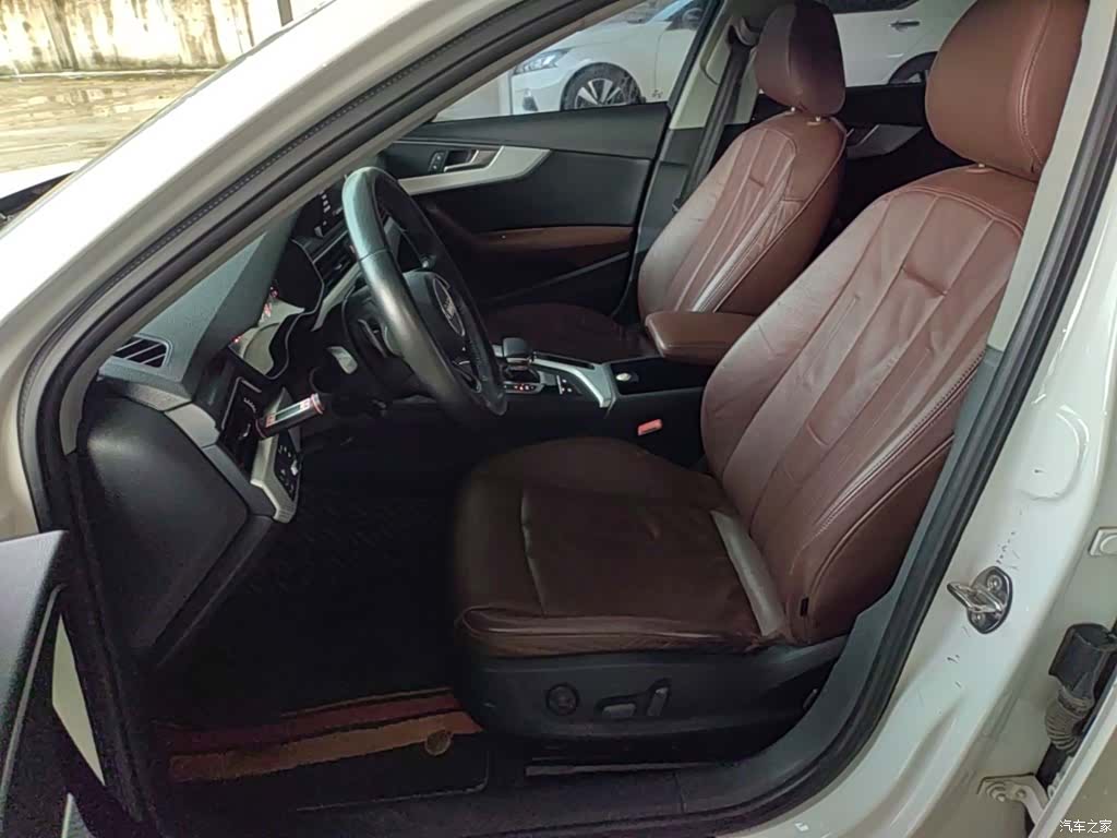 Audi A4L, 2017 15