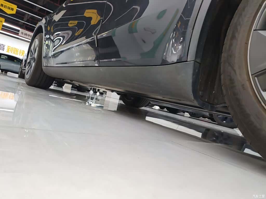 Tesla Model Y, 2024 22